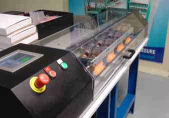 Machine spéciale réalisée sur mesure tôlerie fine capot plastique
